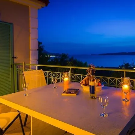 Sleeps 16 Pool Wifi Villa Gialova